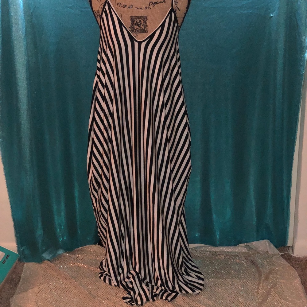 Plus size maxi dress